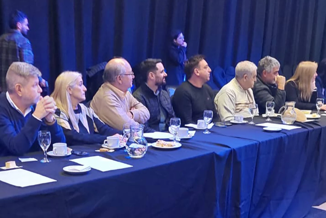 ASIMA presente en la reunión sobre la reforma constitucional de la FISFE